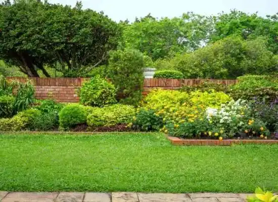 landscaping services Russells Point